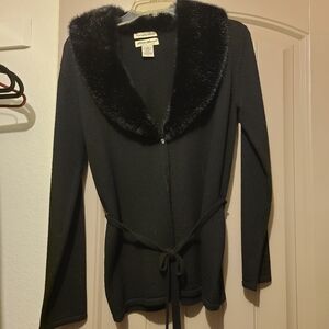 Black hip length sweater with fur collar